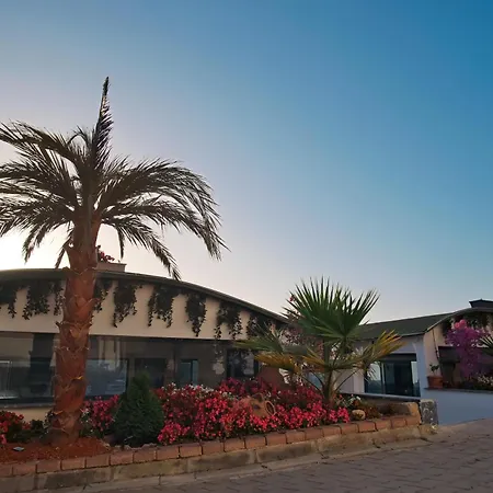 Perla Blanca Apartmanhotel 4*
