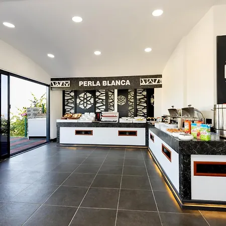 Perla Blanca Apart-hotel 4*